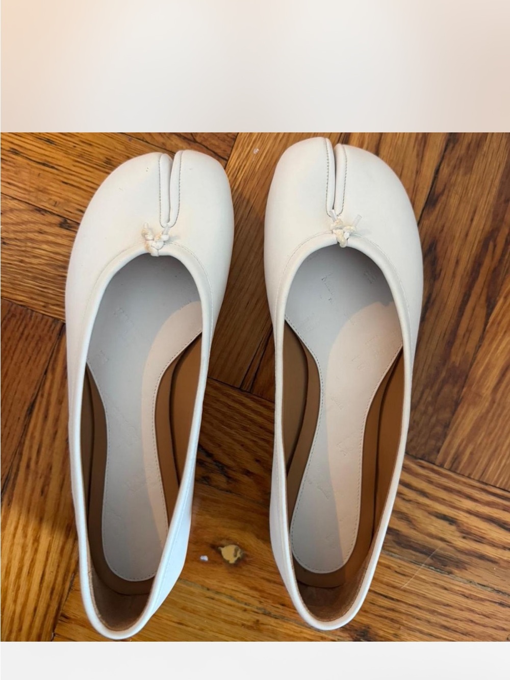 Maison Martin Margiela Cream Split-Toe Ballet Flats